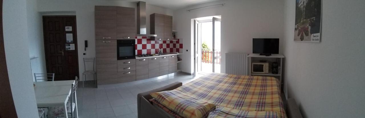 Residence Casa Rosa Gera Lario Kültér fotó