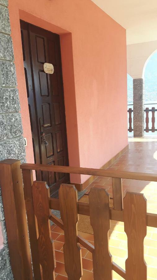 Residence Casa Rosa Gera Lario Kültér fotó
